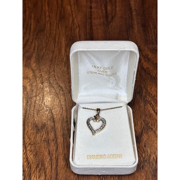 New 18KT Gold over Sterling Silver Diamond accent Heart Pendant Chain Necklace - Picture 1 of 7
